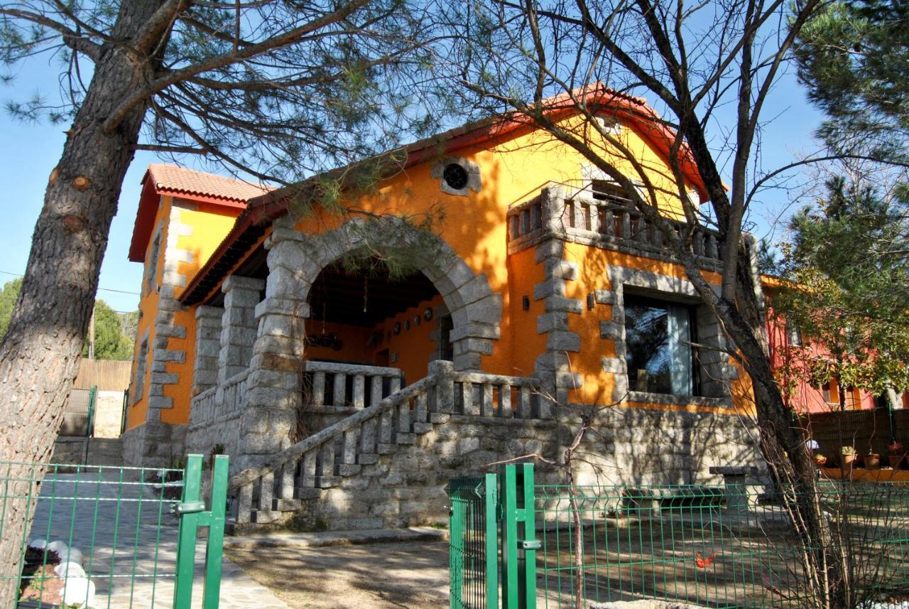 Casa Rural Mansion Adela Con Piscina Y Jacuzzi Collado Mediano المظهر الخارجي الصورة