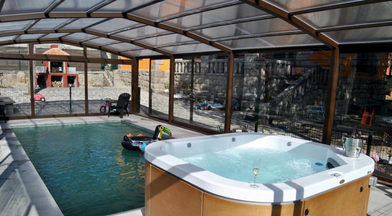 Casa Rural Mansion Adela Con Piscina Y Jacuzzi Collado Mediano المظهر الخارجي الصورة